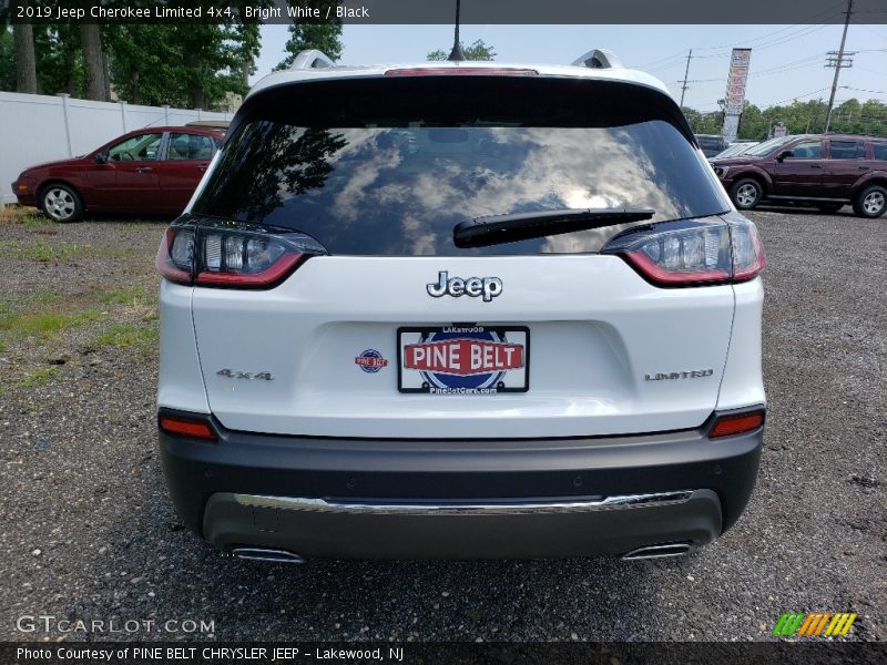 Bright White / Black 2019 Jeep Cherokee Limited 4x4