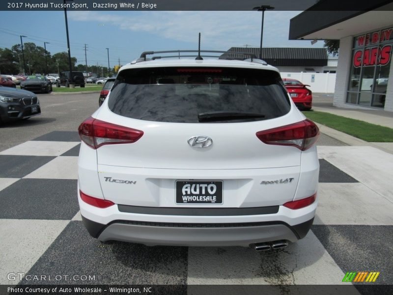 Dazzling White / Beige 2017 Hyundai Tucson Sport