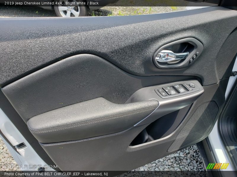Bright White / Black 2019 Jeep Cherokee Limited 4x4