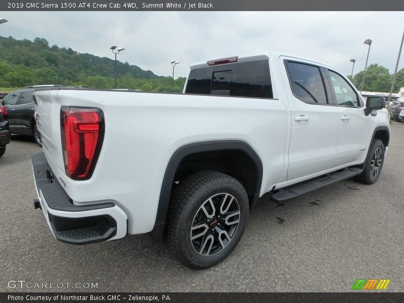 Summit White / Jet Black 2019 GMC Sierra 1500 AT4 Crew Cab 4WD