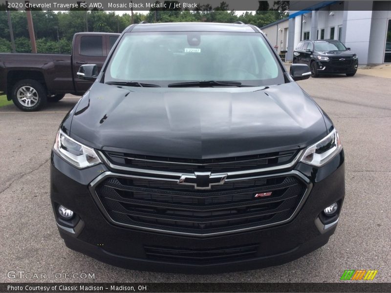 Mosaic Black Metallic / Jet Black 2020 Chevrolet Traverse RS AWD