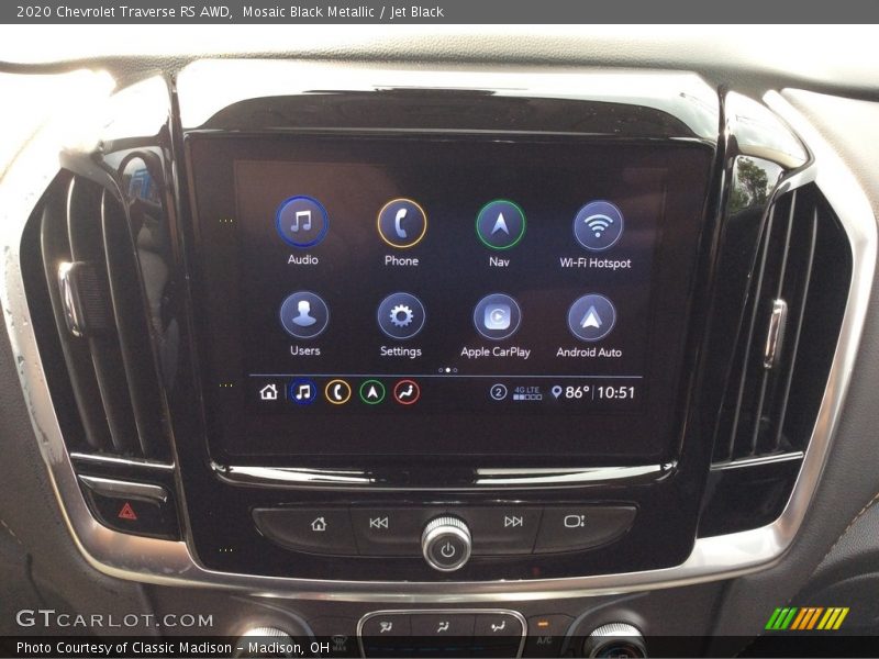 Mosaic Black Metallic / Jet Black 2020 Chevrolet Traverse RS AWD