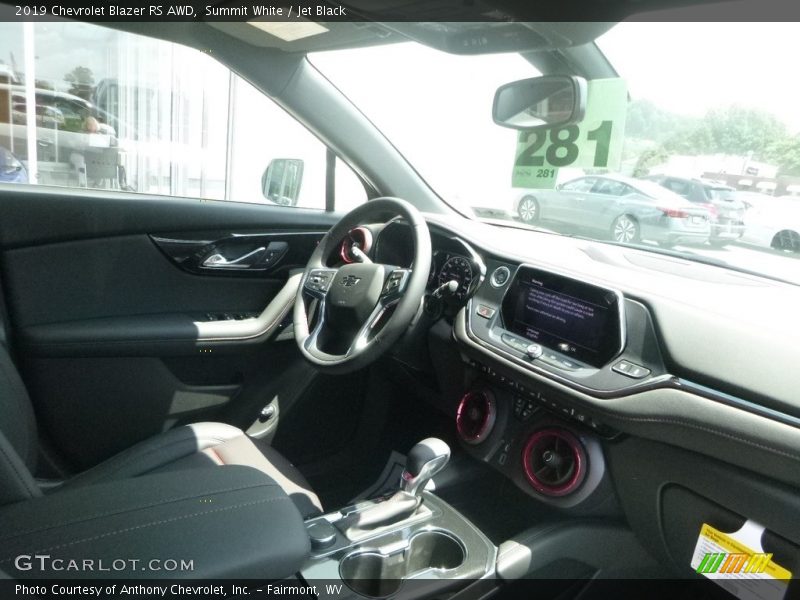 Summit White / Jet Black 2019 Chevrolet Blazer RS AWD