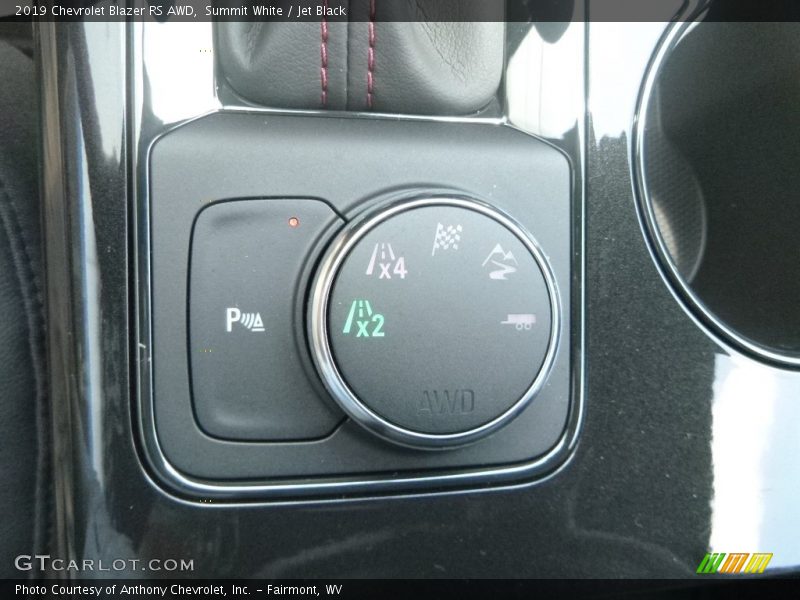 Summit White / Jet Black 2019 Chevrolet Blazer RS AWD