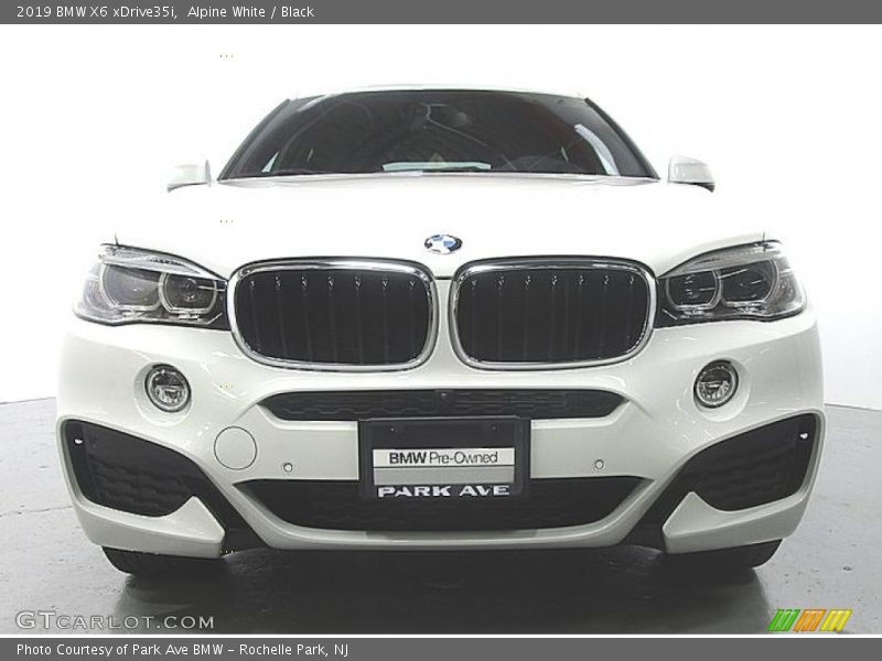 Alpine White / Black 2019 BMW X6 xDrive35i