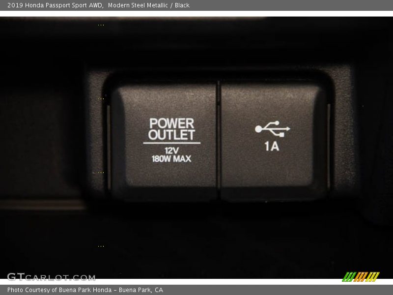 Modern Steel Metallic / Black 2019 Honda Passport Sport AWD