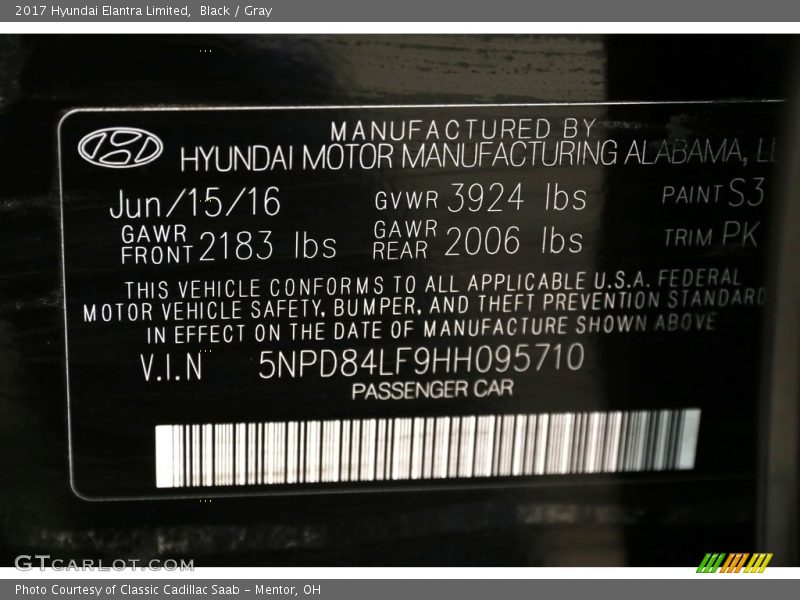 Black / Gray 2017 Hyundai Elantra Limited