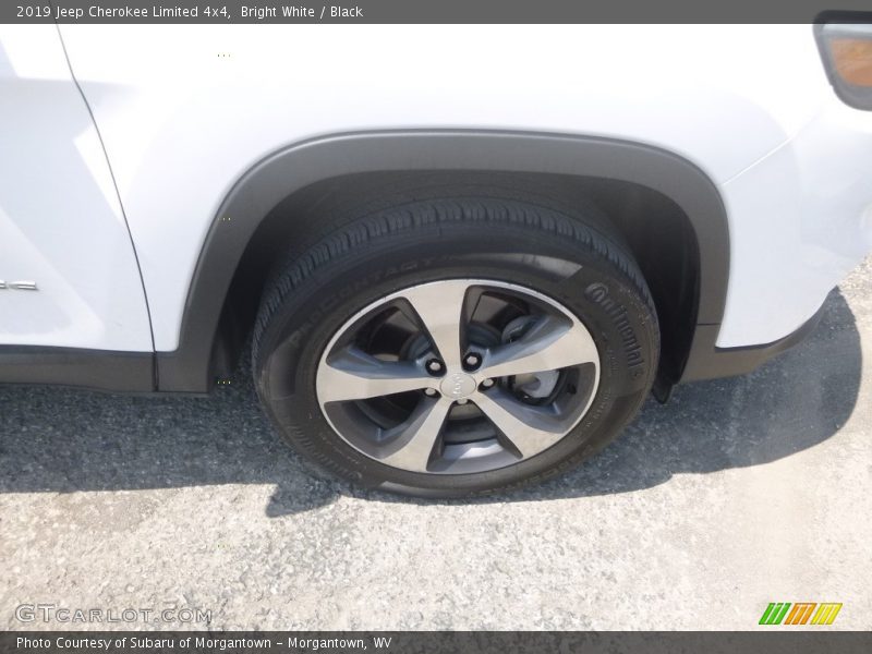Bright White / Black 2019 Jeep Cherokee Limited 4x4