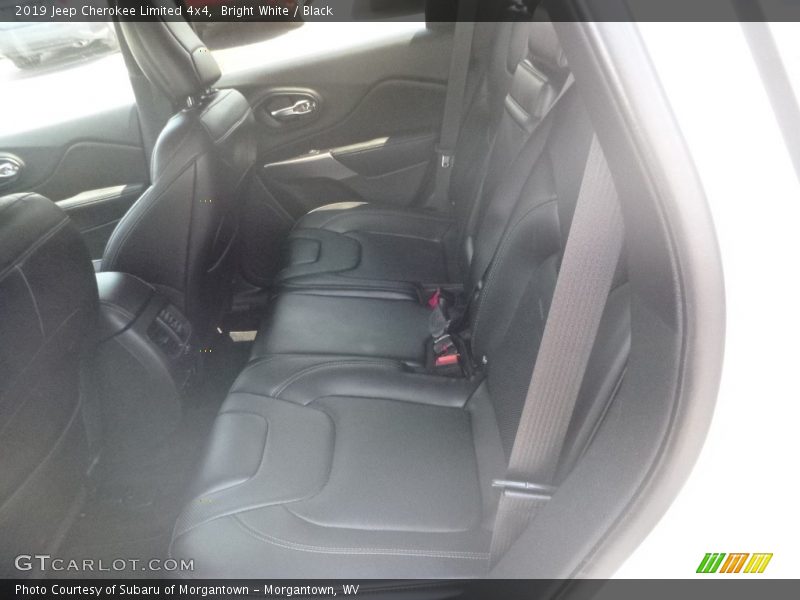 Bright White / Black 2019 Jeep Cherokee Limited 4x4