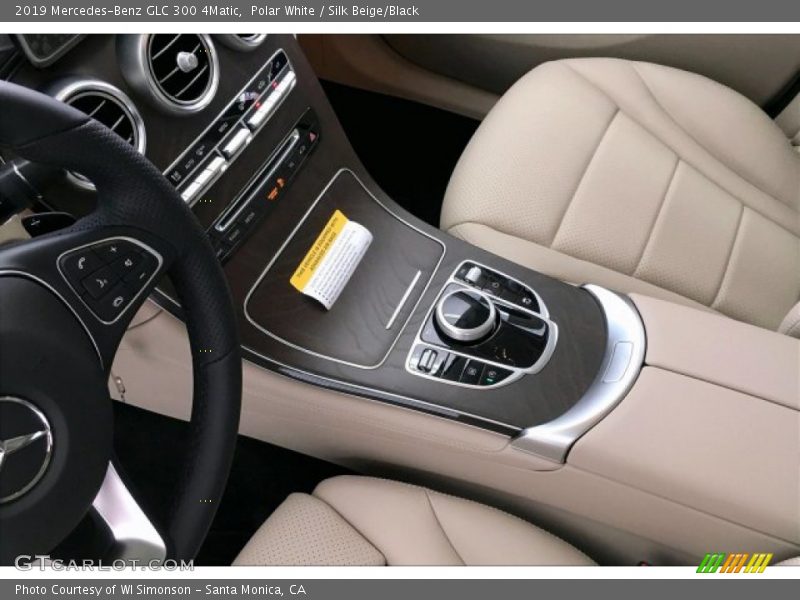 Polar White / Silk Beige/Black 2019 Mercedes-Benz GLC 300 4Matic