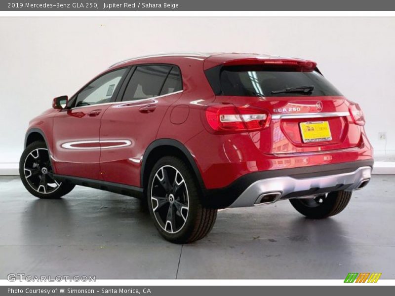 Jupiter Red / Sahara Beige 2019 Mercedes-Benz GLA 250
