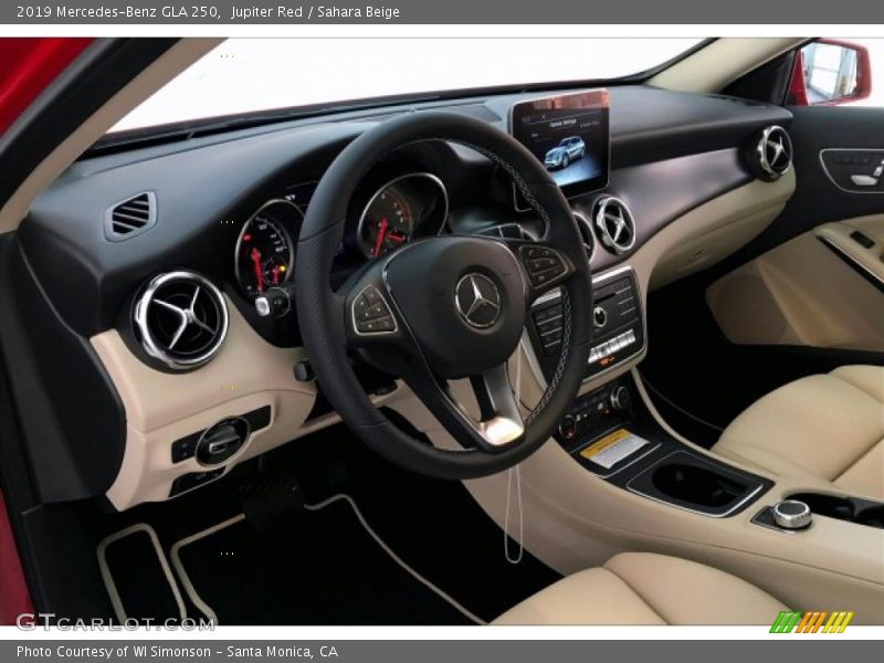 Jupiter Red / Sahara Beige 2019 Mercedes-Benz GLA 250