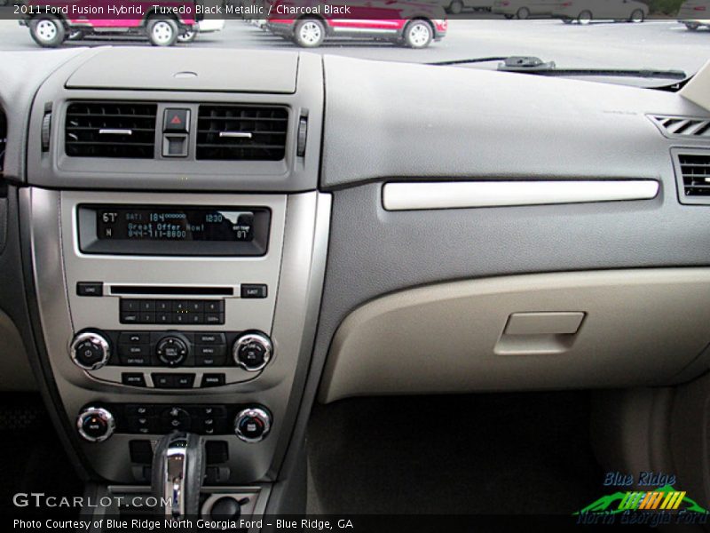 Tuxedo Black Metallic / Charcoal Black 2011 Ford Fusion Hybrid