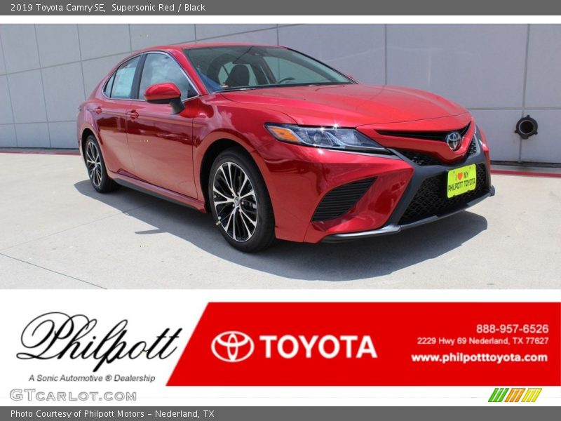 Supersonic Red / Black 2019 Toyota Camry SE