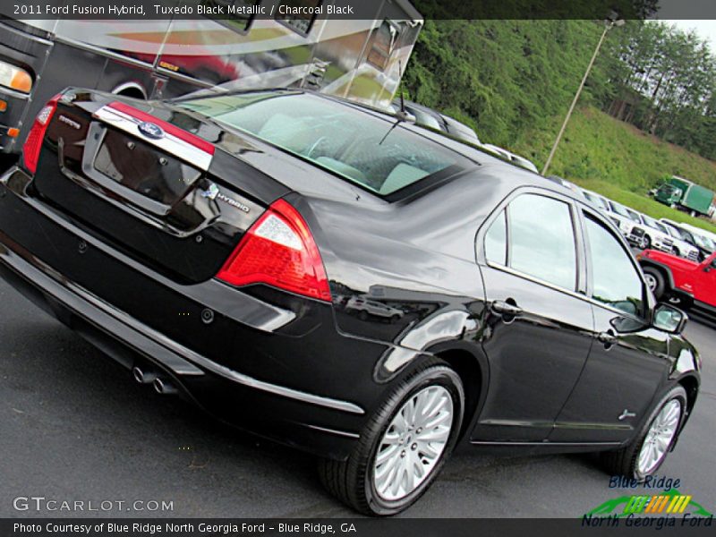 Tuxedo Black Metallic / Charcoal Black 2011 Ford Fusion Hybrid