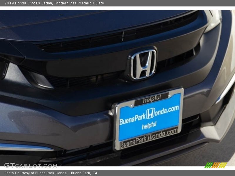 Modern Steel Metallic / Black 2019 Honda Civic EX Sedan