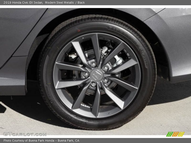 Modern Steel Metallic / Black 2019 Honda Civic EX Sedan