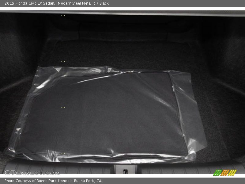 Modern Steel Metallic / Black 2019 Honda Civic EX Sedan
