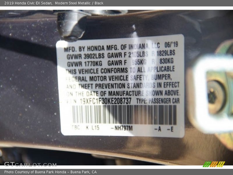 Modern Steel Metallic / Black 2019 Honda Civic EX Sedan