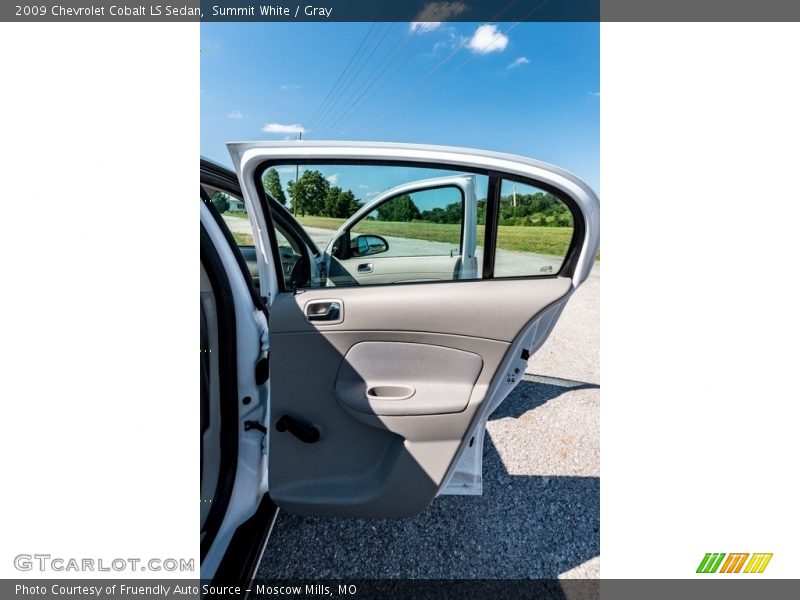 Summit White / Gray 2009 Chevrolet Cobalt LS Sedan