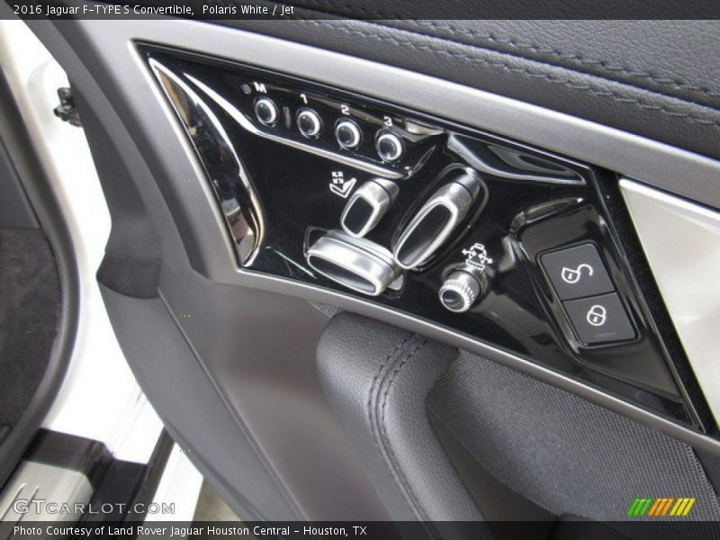Polaris White / Jet 2016 Jaguar F-TYPE S Convertible