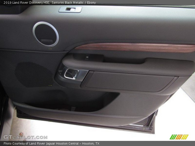 Santorini Black Metallic / Ebony 2019 Land Rover Discovery HSE