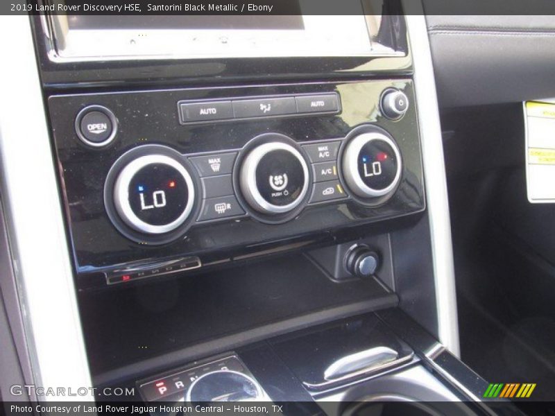 Santorini Black Metallic / Ebony 2019 Land Rover Discovery HSE