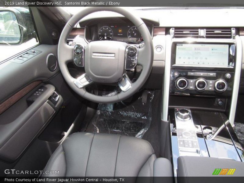 Santorini Black Metallic / Ebony 2019 Land Rover Discovery HSE