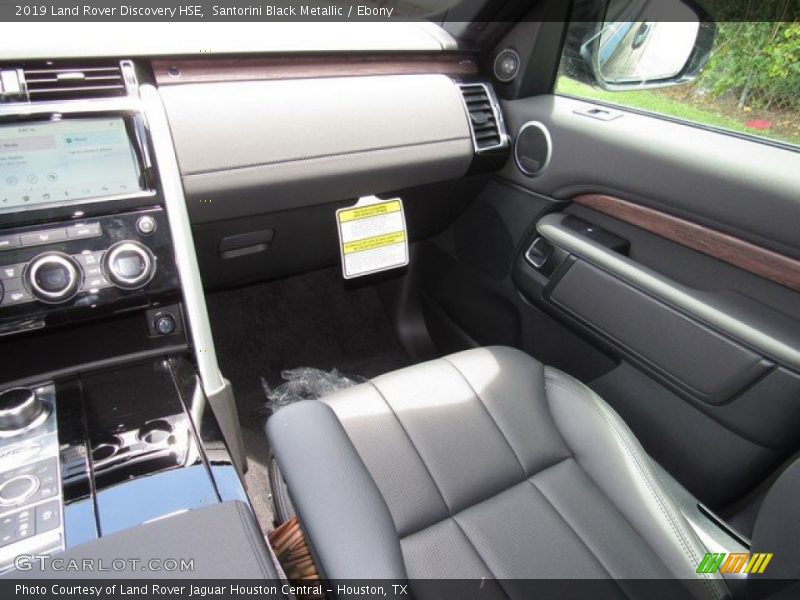 Santorini Black Metallic / Ebony 2019 Land Rover Discovery HSE