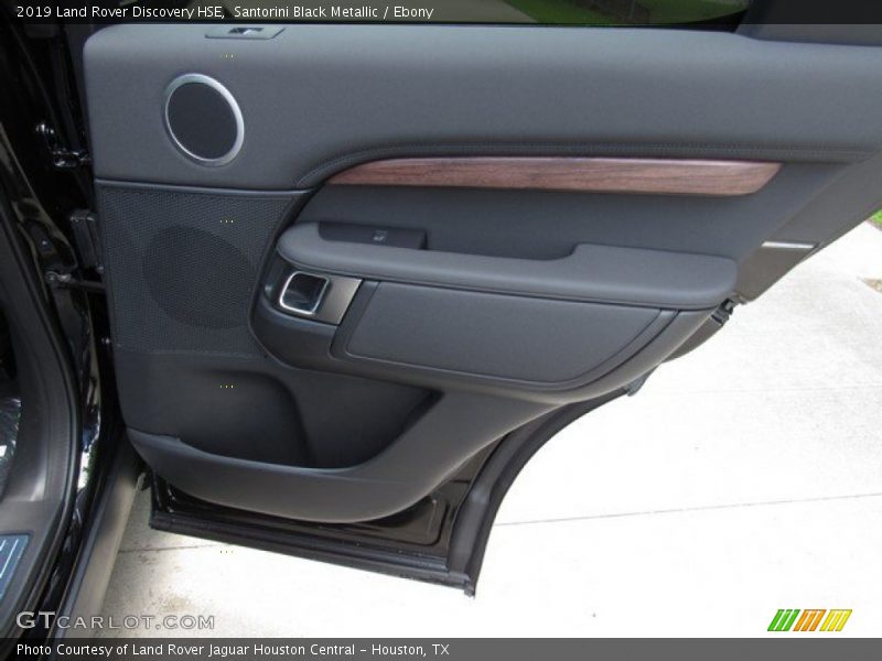 Santorini Black Metallic / Ebony 2019 Land Rover Discovery HSE