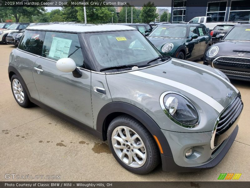 Moonwalk Grey / Carbon Black 2019 Mini Hardtop Cooper 2 Door