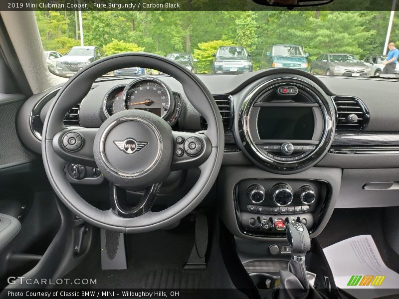 Dashboard of 2019 Clubman Cooper