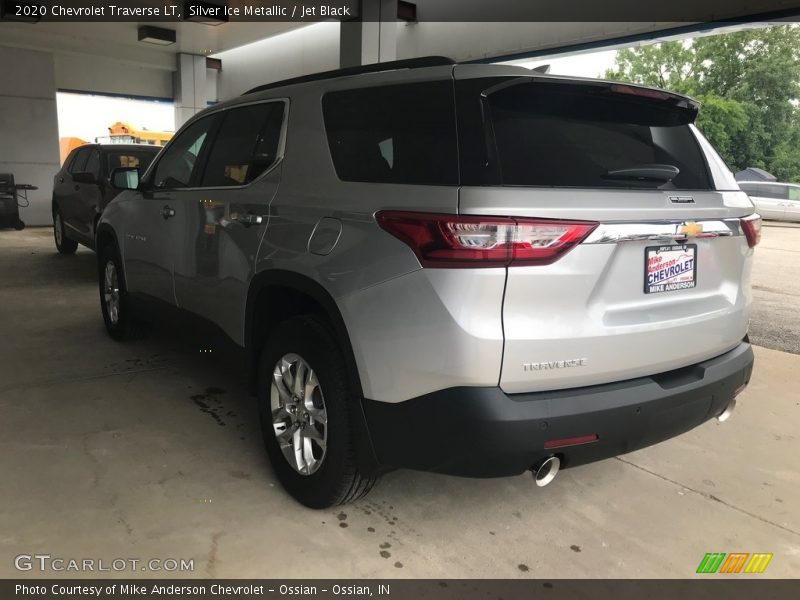 Silver Ice Metallic / Jet Black 2020 Chevrolet Traverse LT