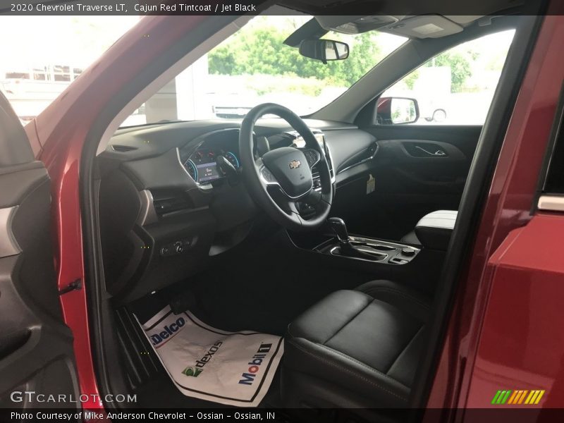 Cajun Red Tintcoat / Jet Black 2020 Chevrolet Traverse LT