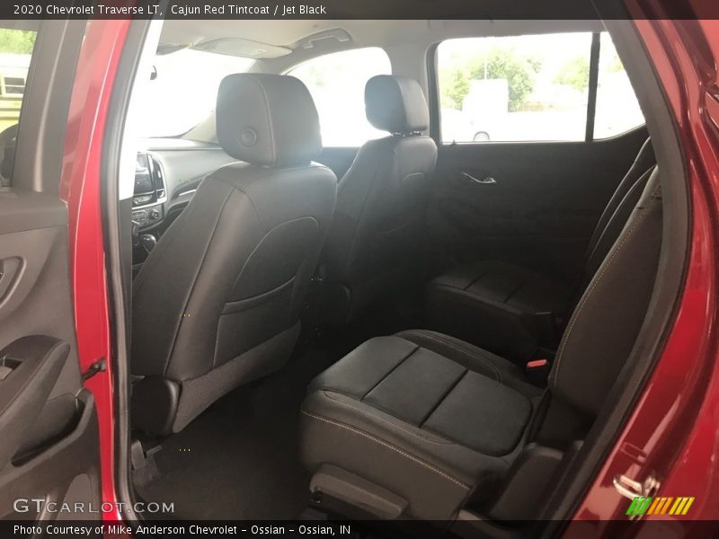Cajun Red Tintcoat / Jet Black 2020 Chevrolet Traverse LT