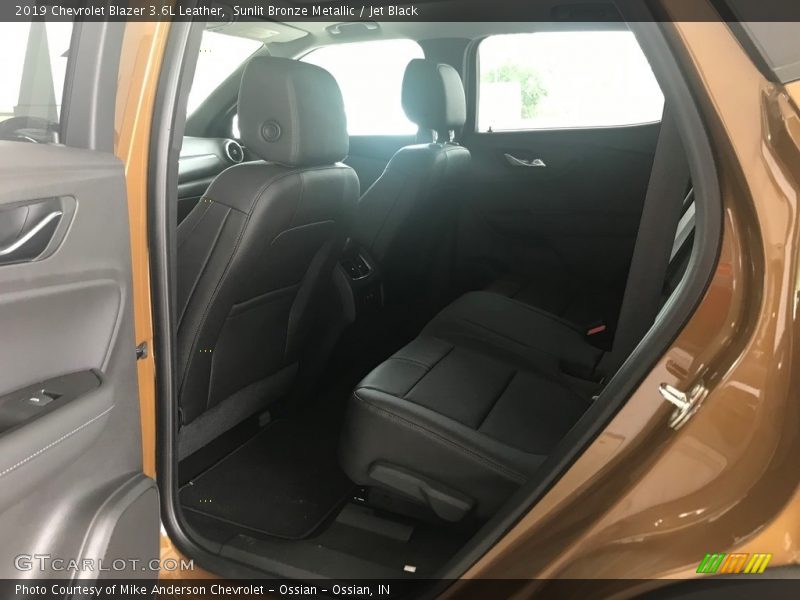 Sunlit Bronze Metallic / Jet Black 2019 Chevrolet Blazer 3.6L Leather