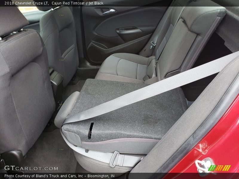 Cajun Red Tintcoat / Jet Black 2018 Chevrolet Cruze LT