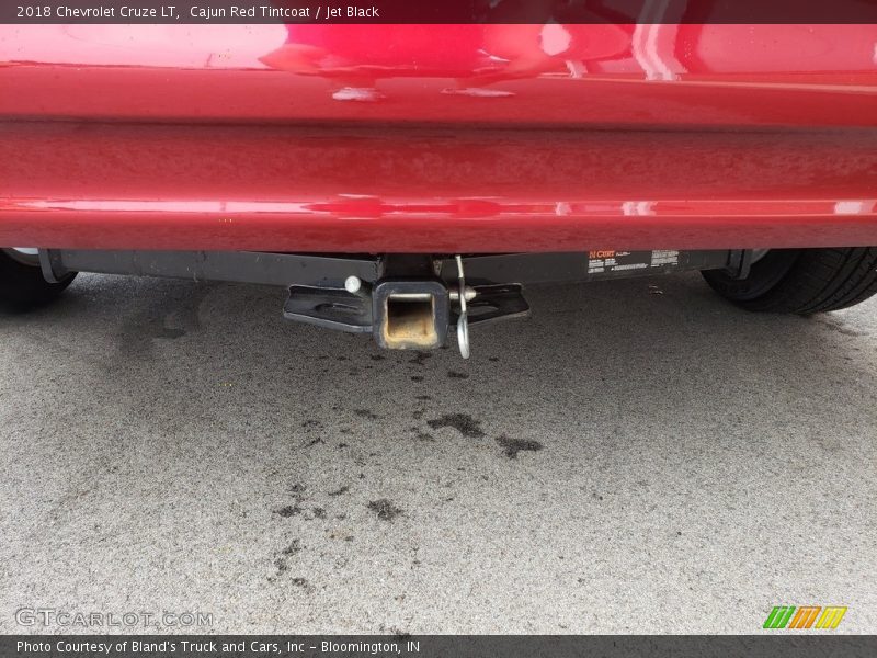 Cajun Red Tintcoat / Jet Black 2018 Chevrolet Cruze LT