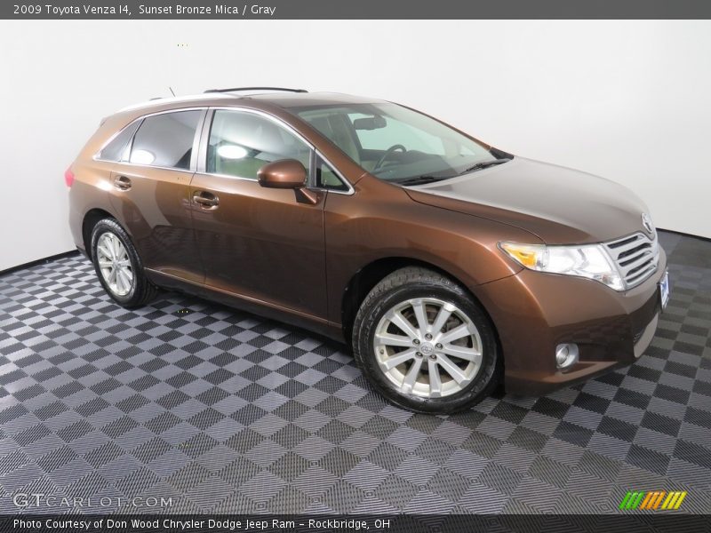 Sunset Bronze Mica / Gray 2009 Toyota Venza I4