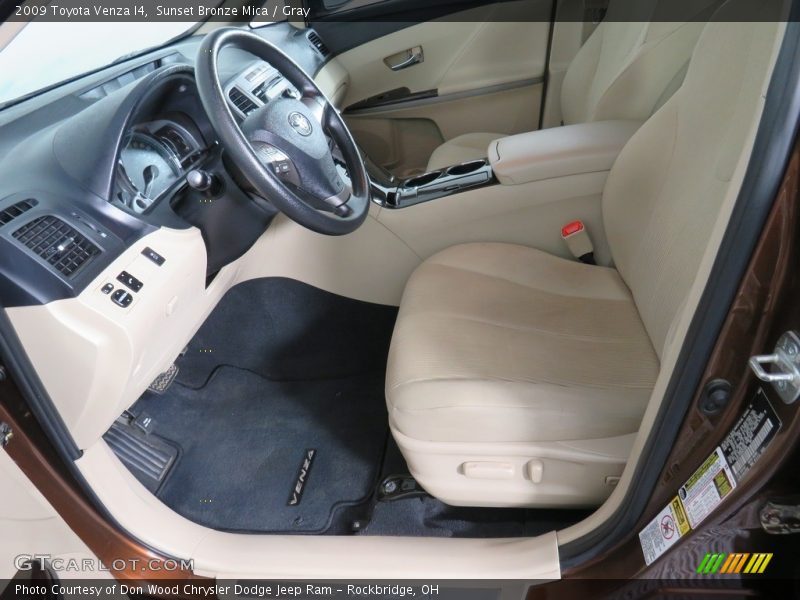 Sunset Bronze Mica / Gray 2009 Toyota Venza I4