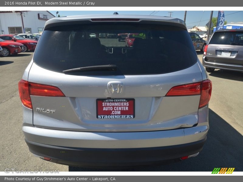 Modern Steel Metallic / Gray 2016 Honda Pilot EX