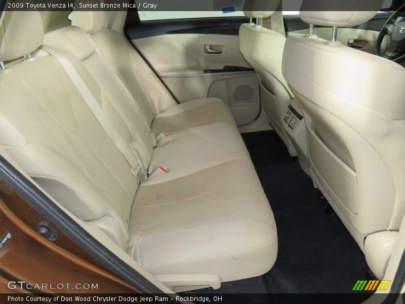 Sunset Bronze Mica / Gray 2009 Toyota Venza I4