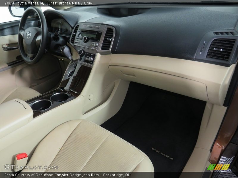 Sunset Bronze Mica / Gray 2009 Toyota Venza I4