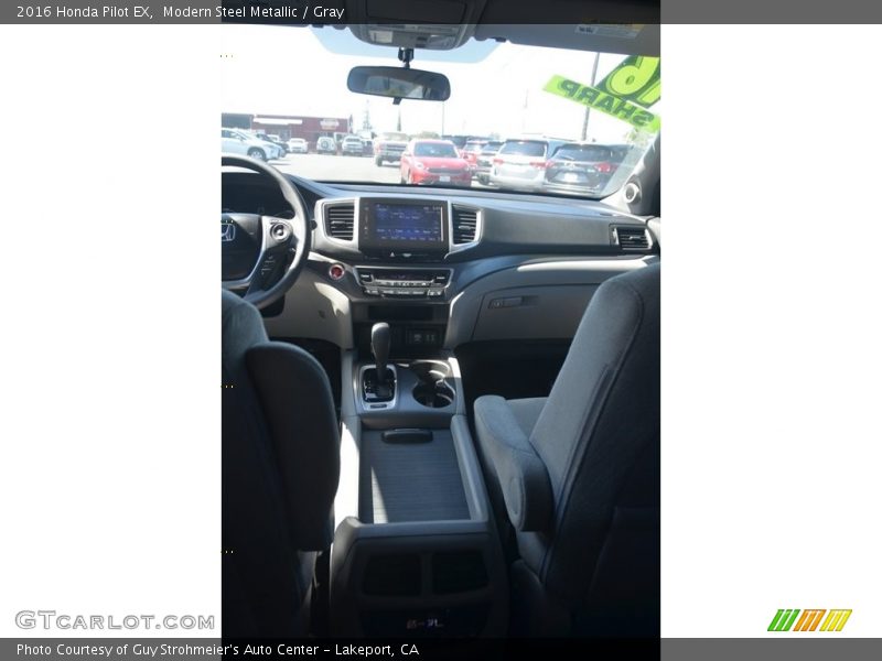 Modern Steel Metallic / Gray 2016 Honda Pilot EX