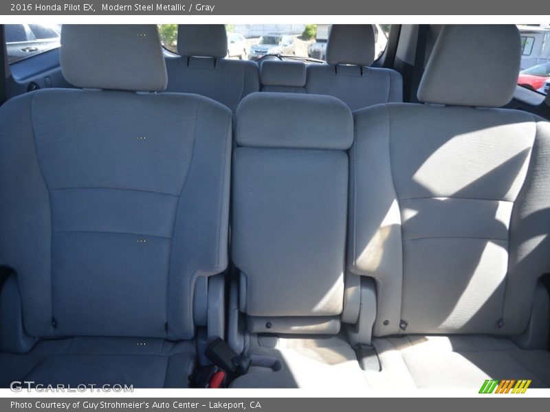 Modern Steel Metallic / Gray 2016 Honda Pilot EX