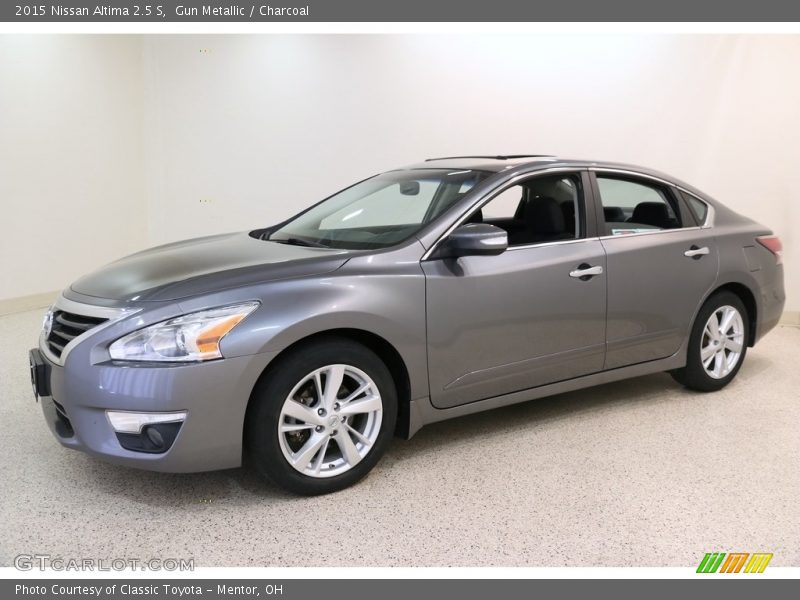 Gun Metallic / Charcoal 2015 Nissan Altima 2.5 S
