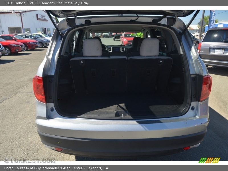 Modern Steel Metallic / Gray 2016 Honda Pilot EX