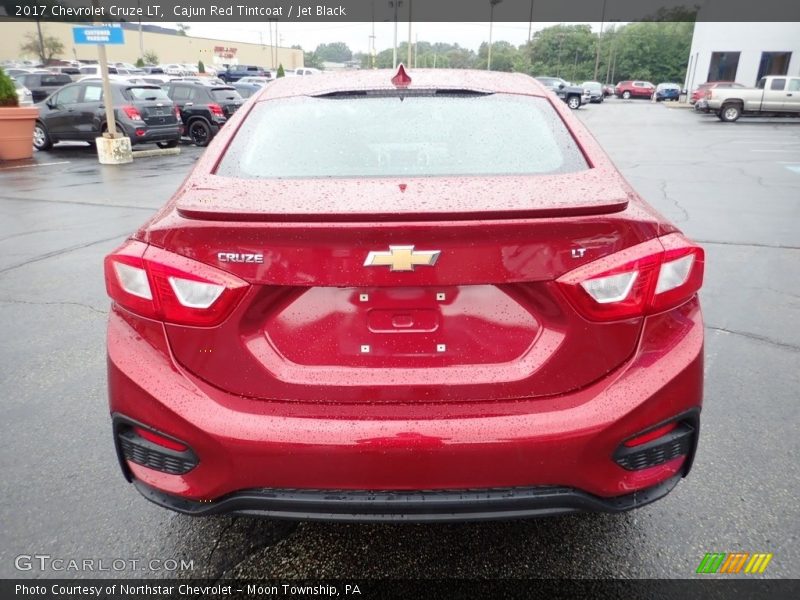 Cajun Red Tintcoat / Jet Black 2017 Chevrolet Cruze LT