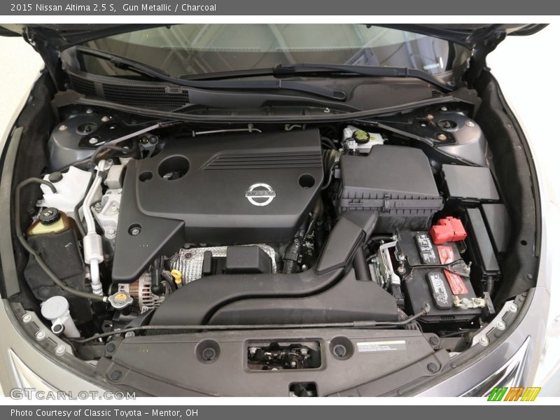Gun Metallic / Charcoal 2015 Nissan Altima 2.5 S