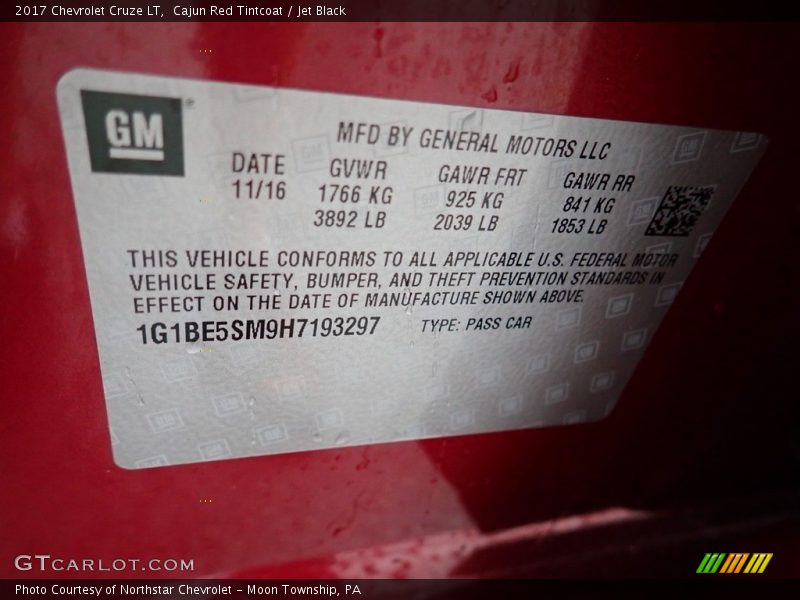 Cajun Red Tintcoat / Jet Black 2017 Chevrolet Cruze LT